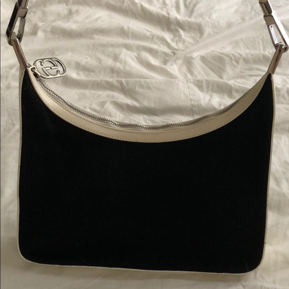 Gucci Navy & White Canvas Handbag 💯 authentic